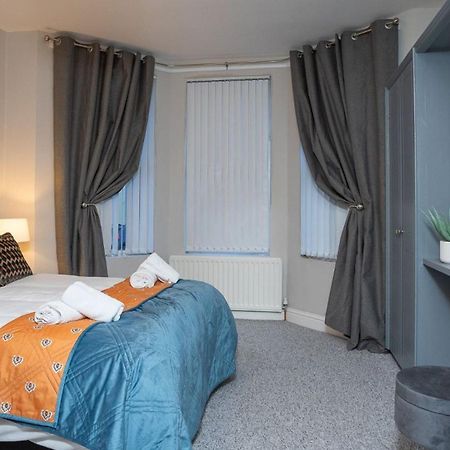 1 Bdr Apartment At Queens Uni By Belfast City Breaks Екстер'єр фото