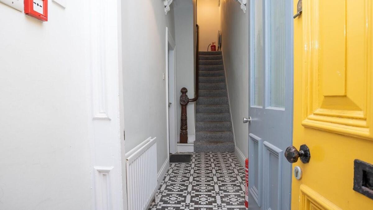 1 Bdr Apartment At Queens Uni By Belfast City Breaks Екстер'єр фото