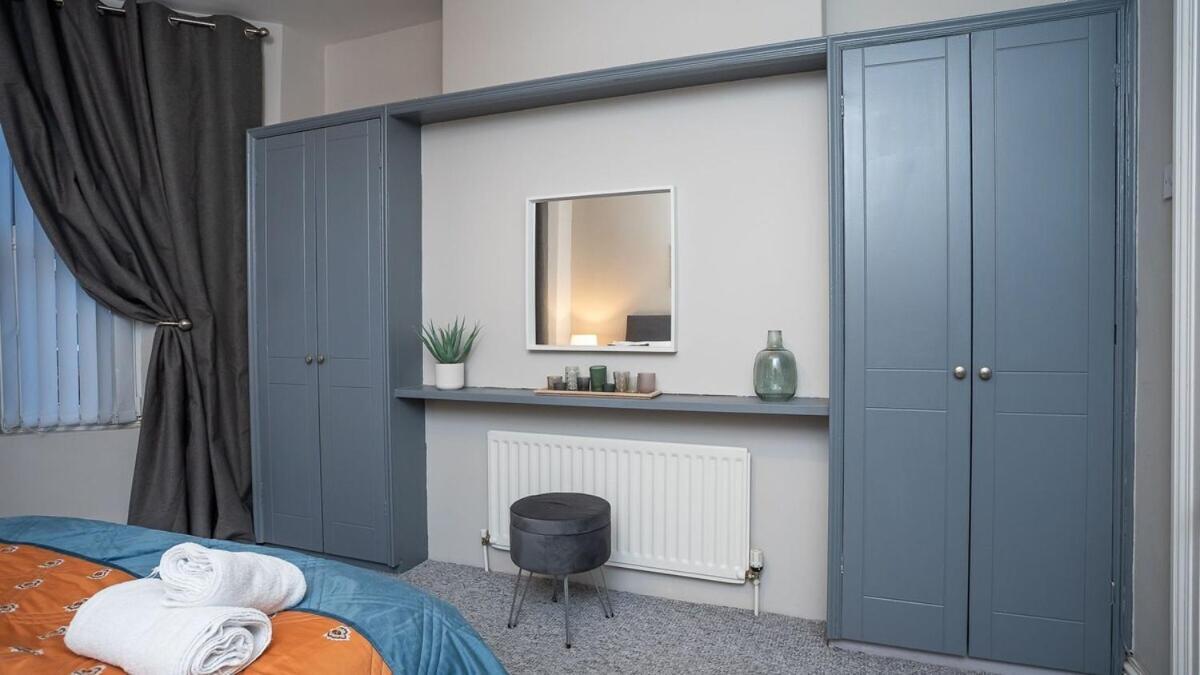 1 Bdr Apartment At Queens Uni By Belfast City Breaks Номер фото
